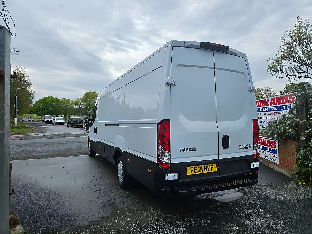 Used 2021 Iveco Daily 35S 14B Lwb White - Interior and Exterior details 6