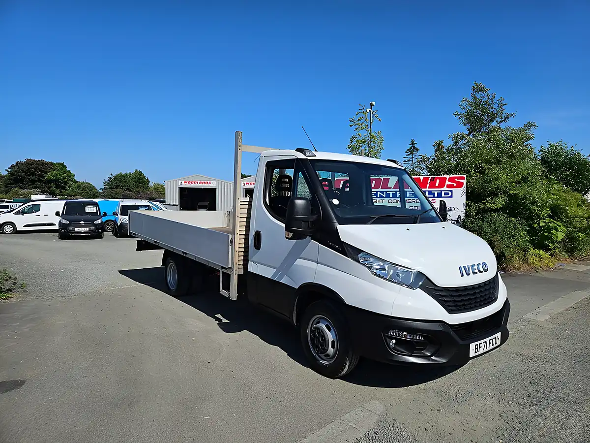 Used 2021 Iveco Daily Lwb Dropside White - Front View