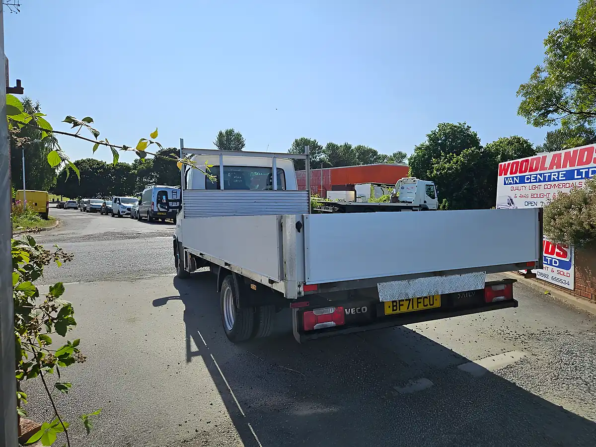 Used 2021 Iveco Daily Lwb Dropside White - Interior and Exterior details 6