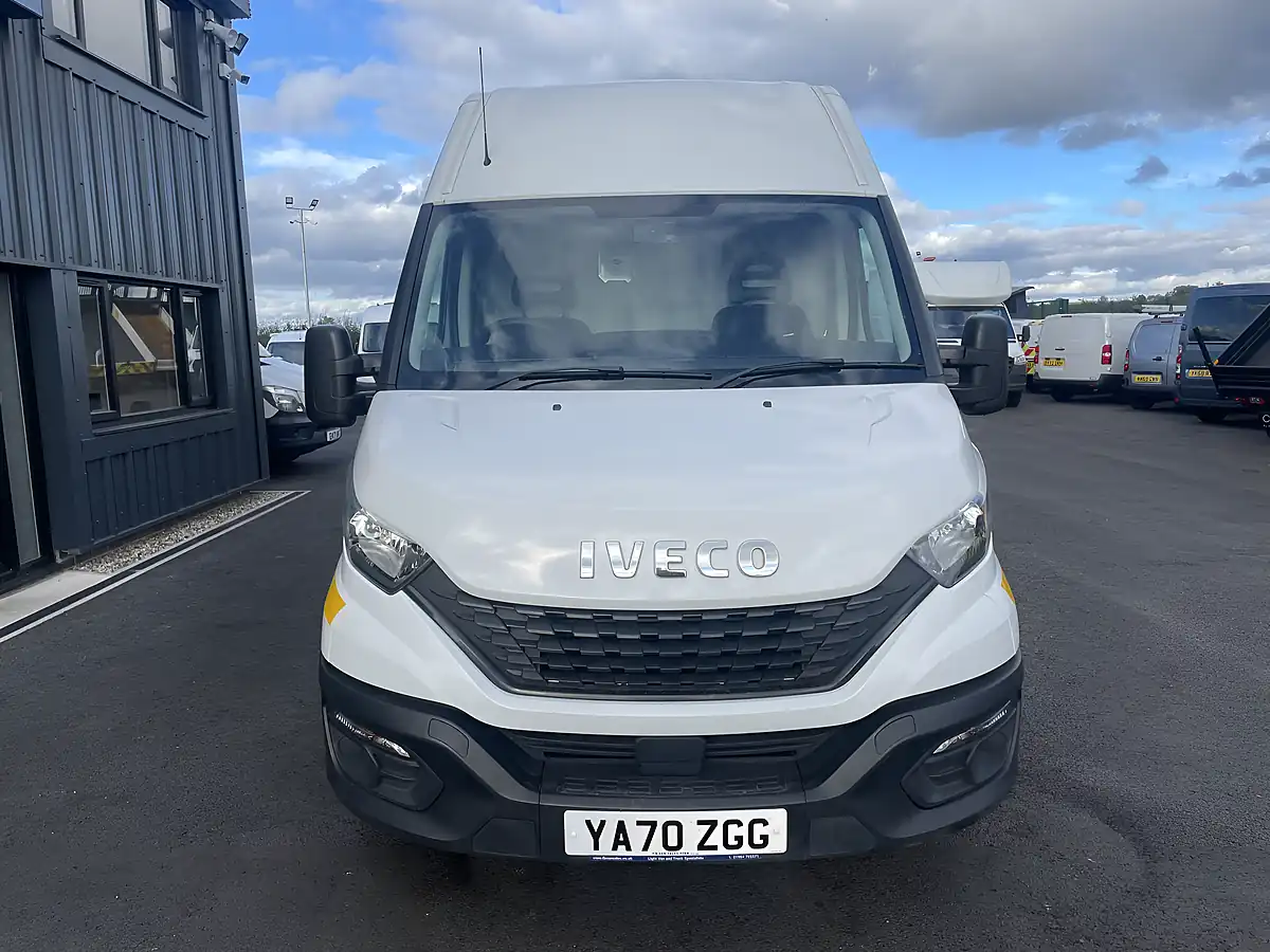 Used 2021 Iveco Daily Swb White - Interior and Exterior details 3