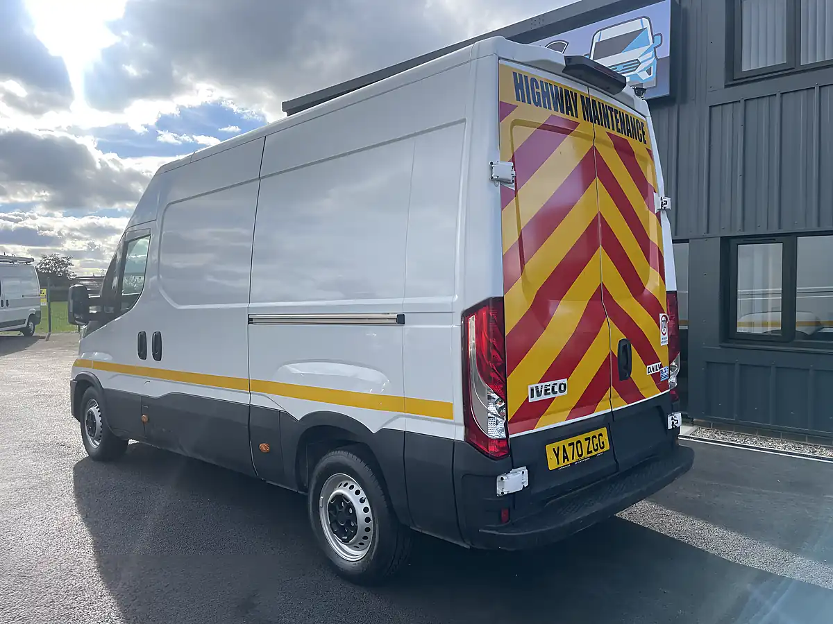 Used 2021 Iveco Daily Swb White - Interior and Exterior details 7