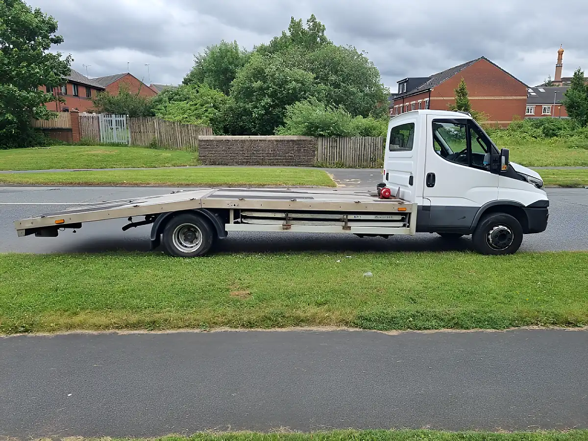 Used 2021 Iveco Daily White - Interior and Exterior details 2