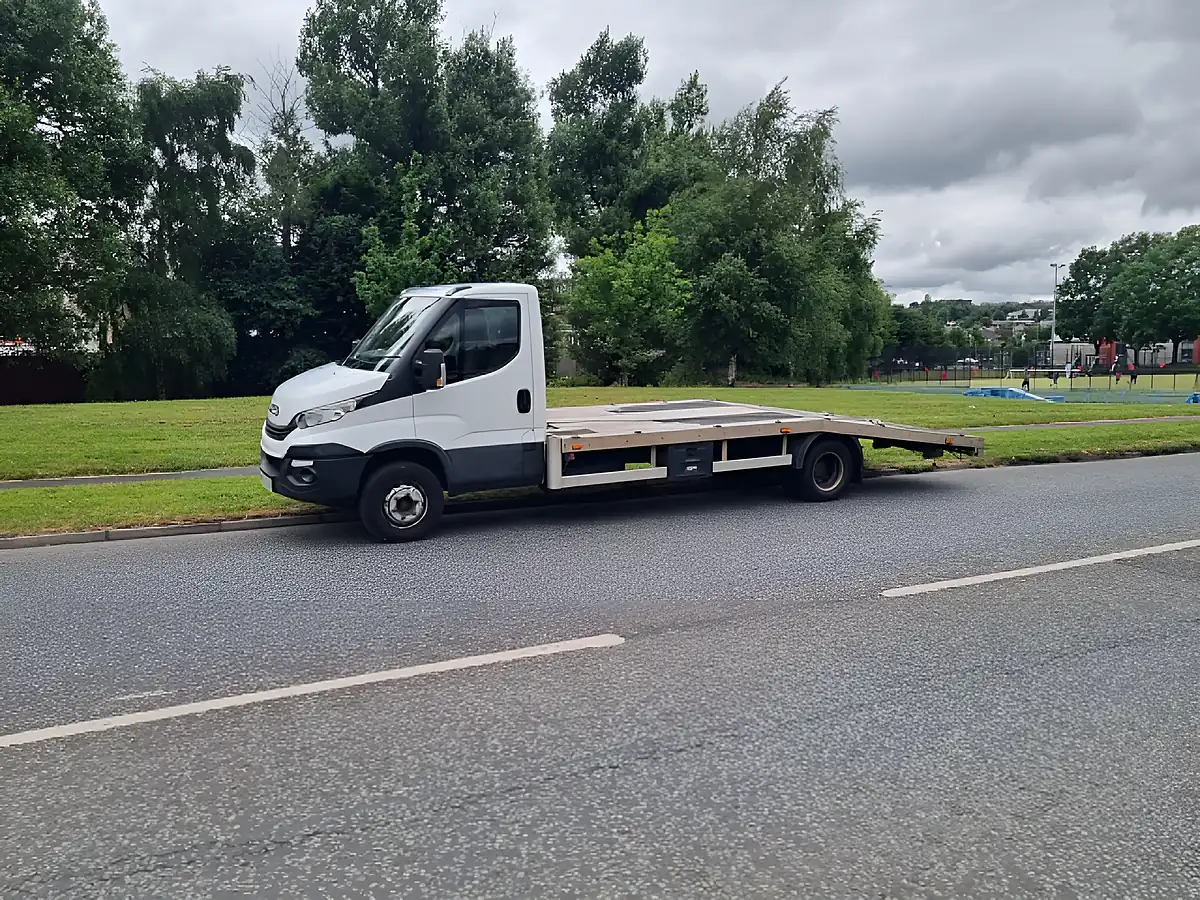 Used 2021 Iveco Daily White - Interior and Exterior details 3