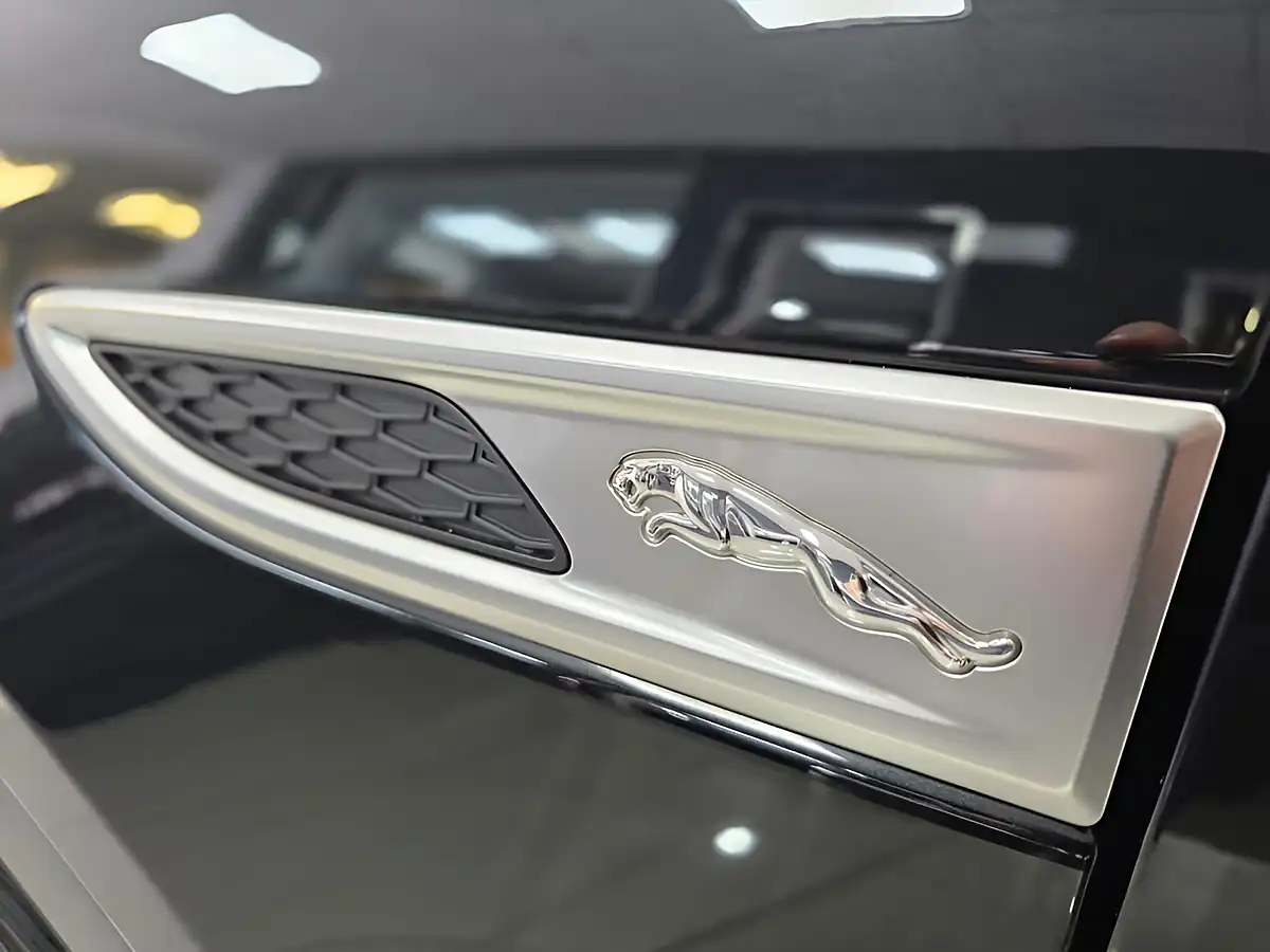 Used 2021 Jaguar E-Pace R-Dynamic S Black - Interior and Exterior details 17