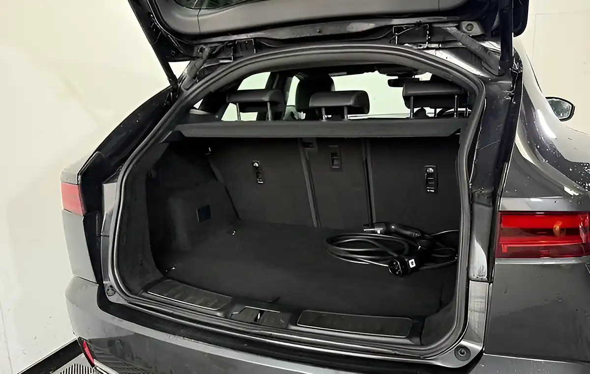 Used 2021 Jaguar E-Pace R-Dynamic Se Grey - Interior and Exterior details 15