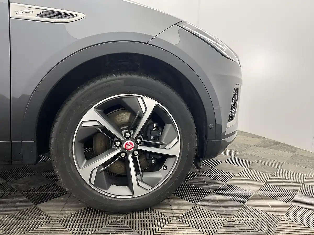 Used 2021 Jaguar E-Pace R-Dynamic Se Grey - Interior and Exterior details 8