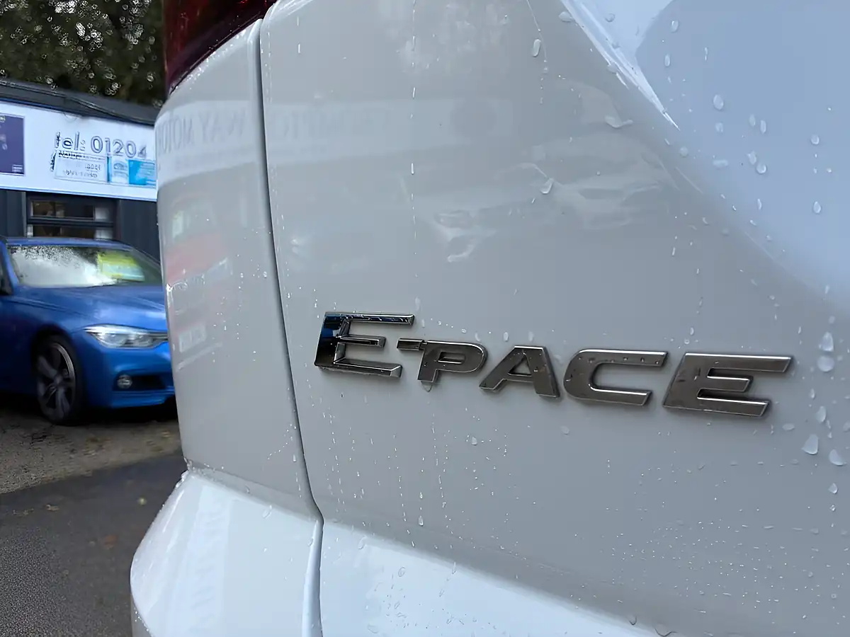Used 2021 Jaguar E-Pace R-Dynamic Se White - Interior and Exterior details 10