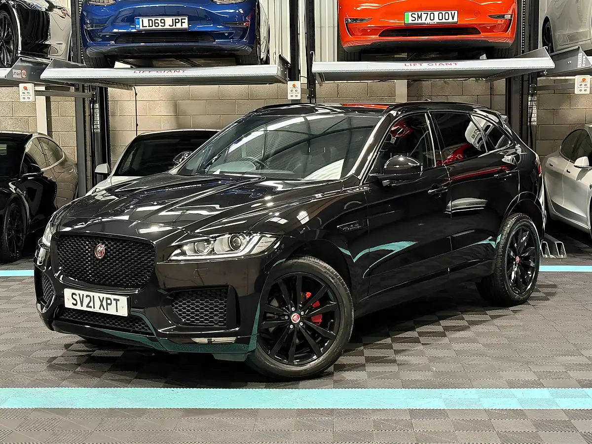 Used 2021 Jaguar F-Pace Chequered Flag Black - Interior and Exterior details 5