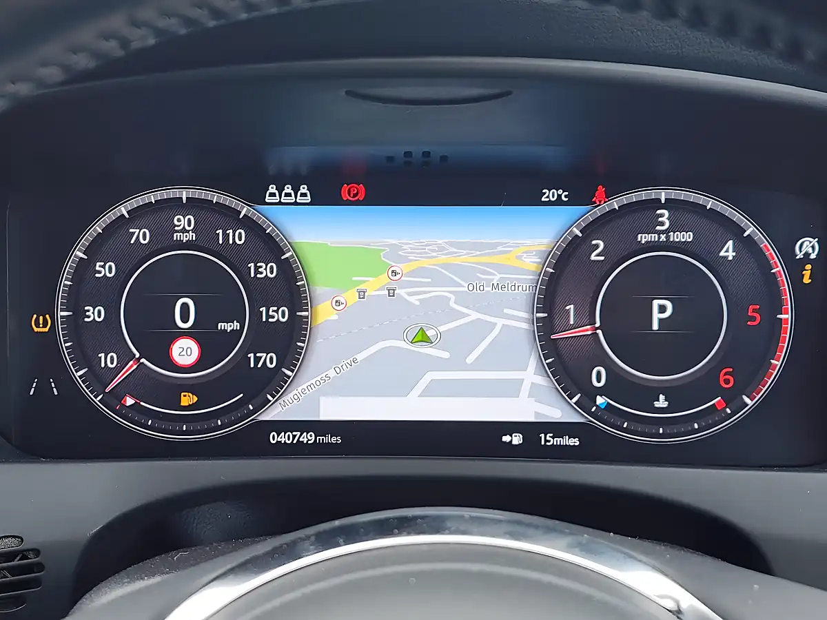 Used 2021 Jaguar F-Pace Chequered Flag Grey - Interior and Exterior details 10