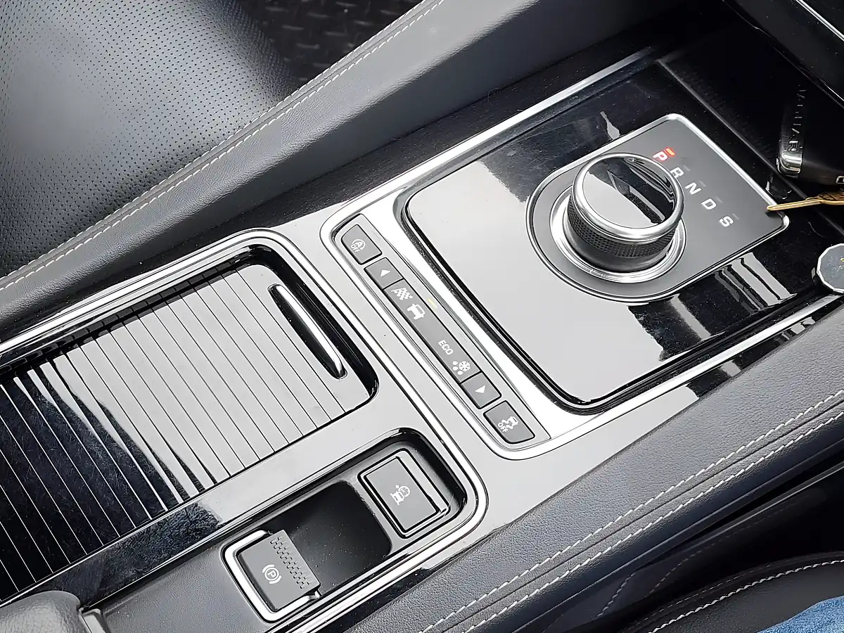 Used 2021 Jaguar F-Pace Chequered Flag Grey - Interior and Exterior details 15