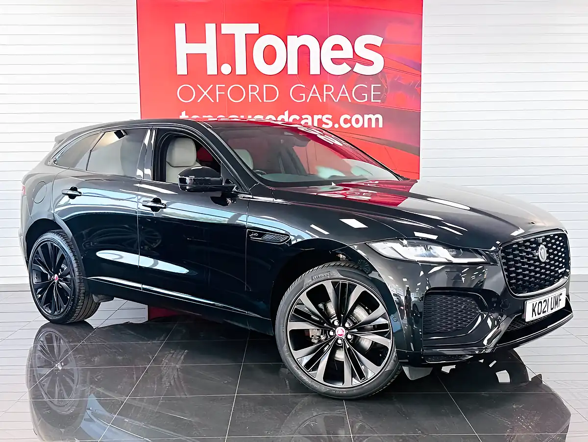 Used 2021 Jaguar F-Pace R-Dynamic Hse Black - Front View
