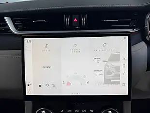 Used 2021 Jaguar F-Pace R-Dynamic Hse Black - Interior and Exterior details 17