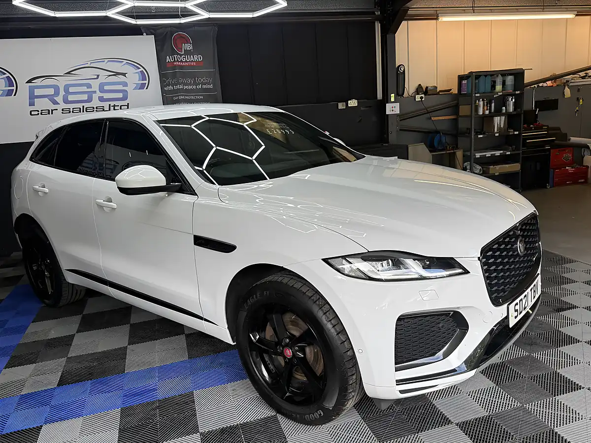 Used 2021 Jaguar F-Pace R-Dynamic S White - Interior and Exterior details 11