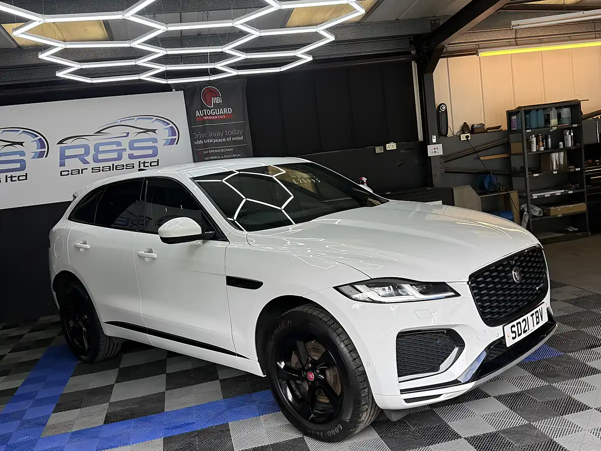 Used 2021 Jaguar F-Pace R-Dynamic S White - Interior and Exterior details 7
