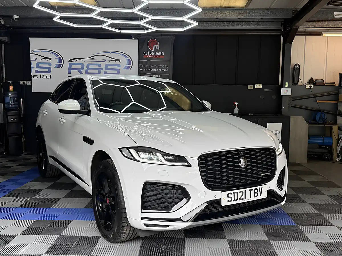 Used 2021 Jaguar F-Pace R-Dynamic S White - Interior and Exterior details 8