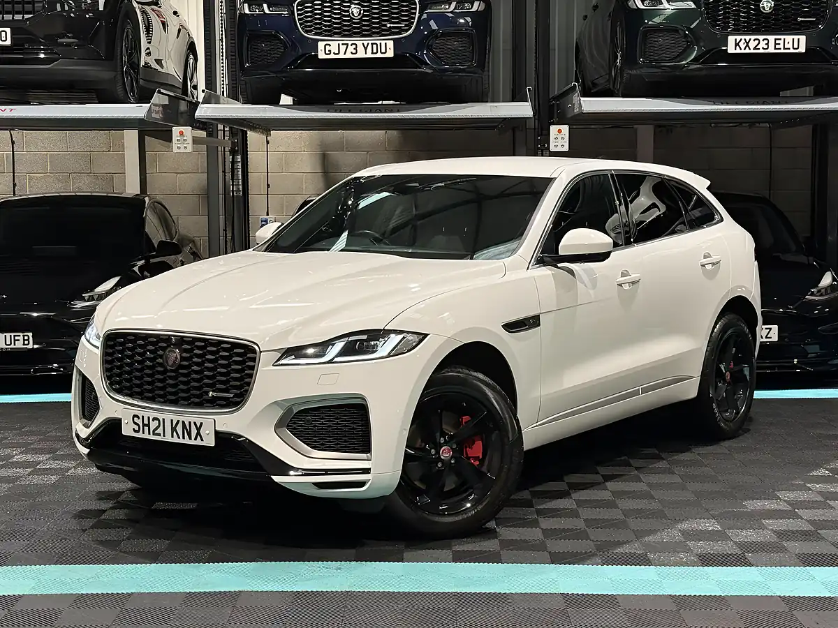 Used 2021 Jaguar F-Pace R-Dynamic S White - Interior and Exterior details 4