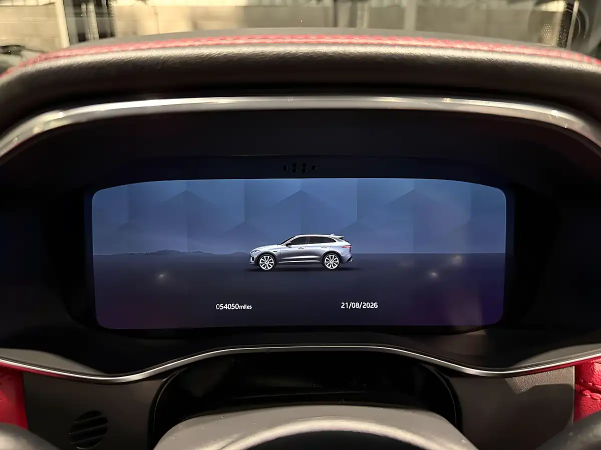 Used 2021 Jaguar F-Pace R-Dynamic Se Grey - Interior and Exterior details 17