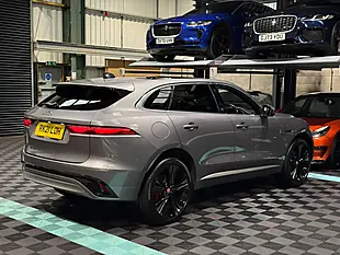 Used 2021 Jaguar F-Pace R-Dynamic Se Grey - Interior and Exterior details 9