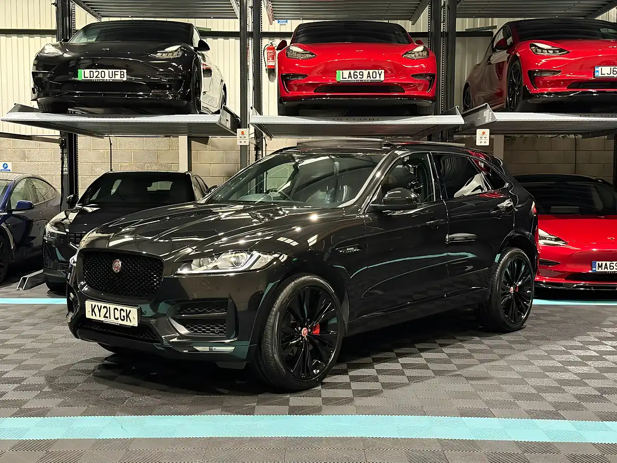 Used 2021 Jaguar F-Pace R-Sport Black - Interior and Exterior details 5