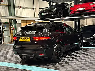 Used 2021 Jaguar F-Pace R-Sport Black - Interior and Exterior details 9