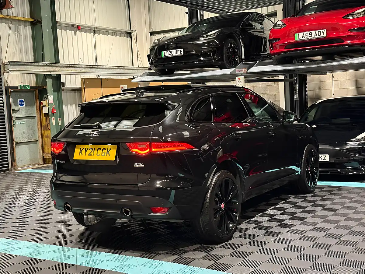 Used 2021 Jaguar F-Pace R-Sport Black - Interior and Exterior details 9