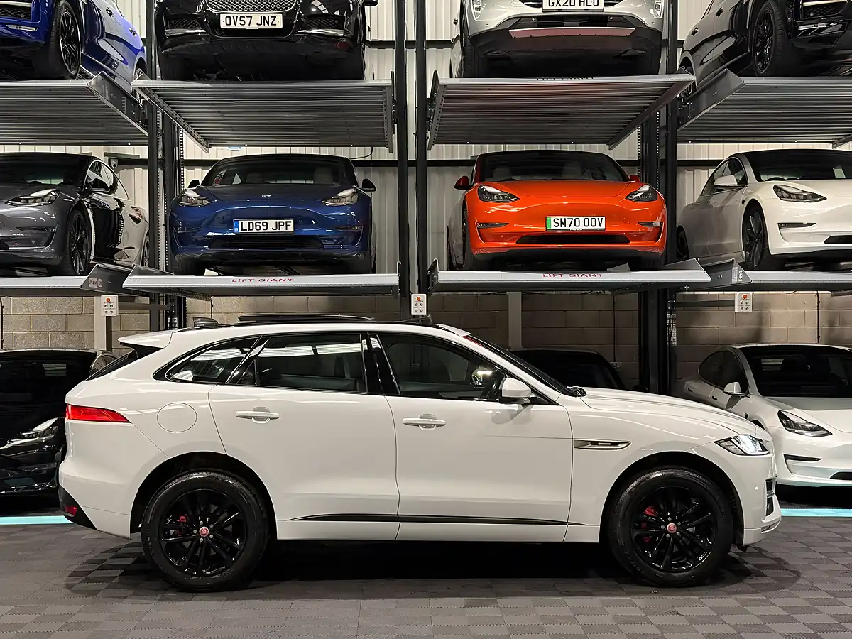 Used 2021 Jaguar F-Pace R-Sport White - Interior and Exterior details 10