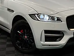 Used 2021 Jaguar F-Pace R-Sport White - Interior and Exterior details 15