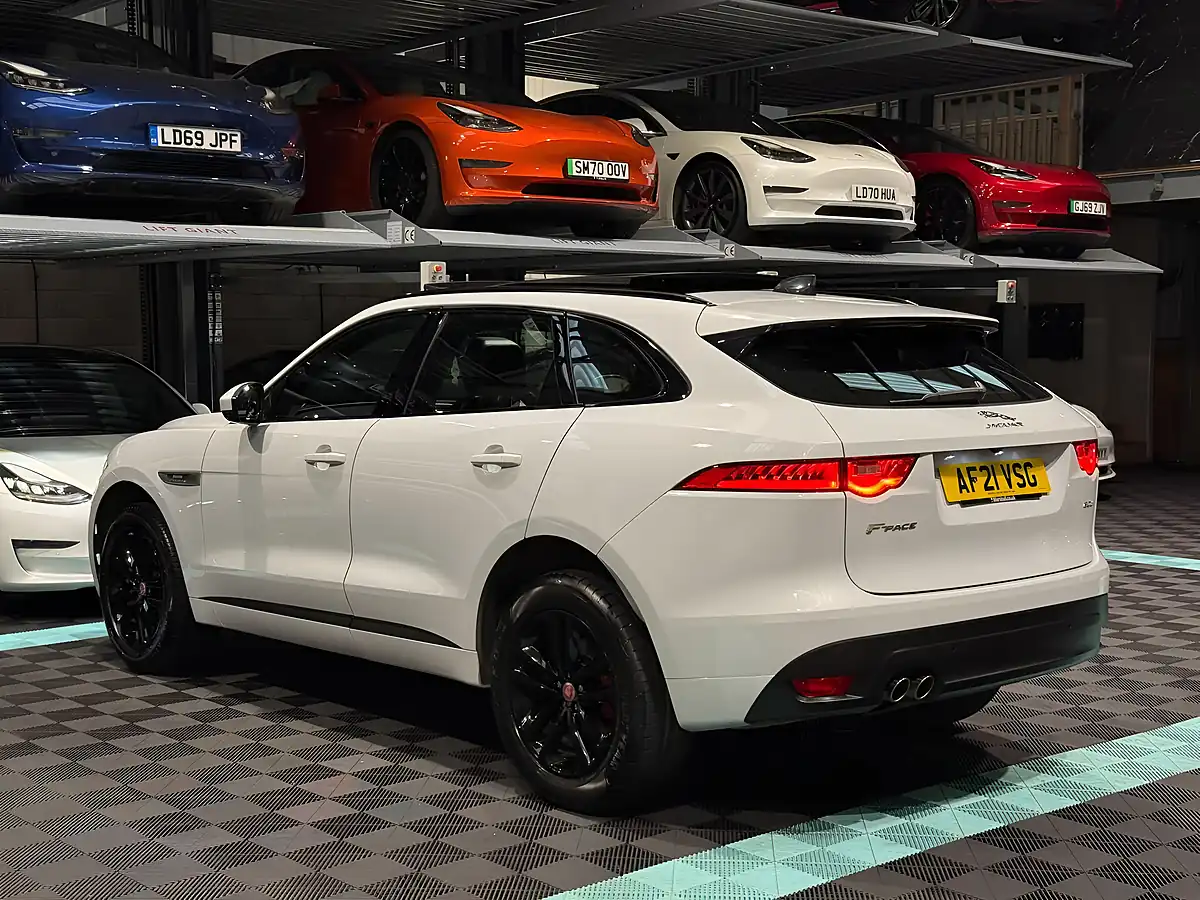 Used 2021 Jaguar F-Pace R-Sport White - Interior and Exterior details 7