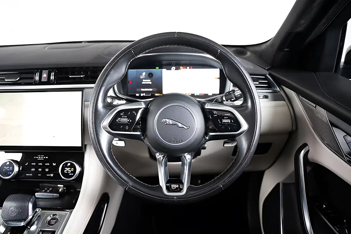 Used 2021 Jaguar F-Pace Svr Black - Interior and Exterior details 11