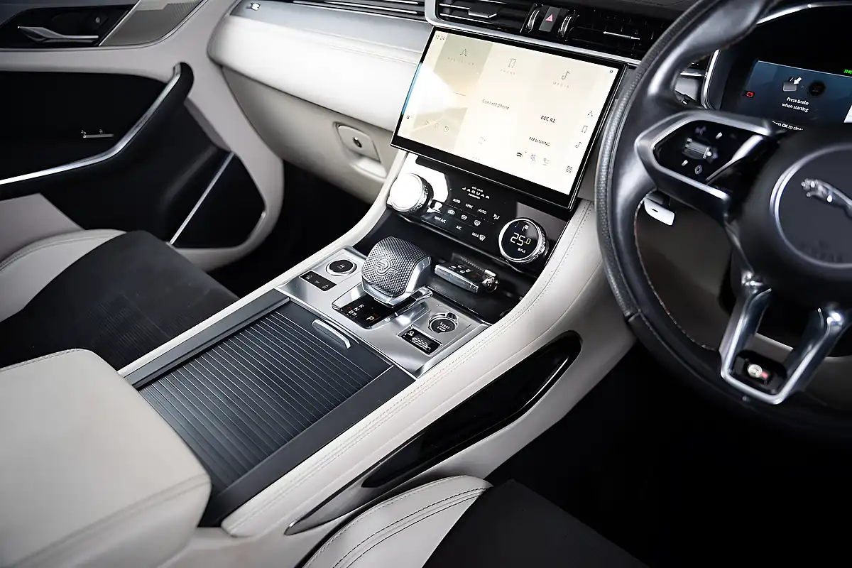 Used 2021 Jaguar F-Pace Svr Black - Interior and Exterior details 16