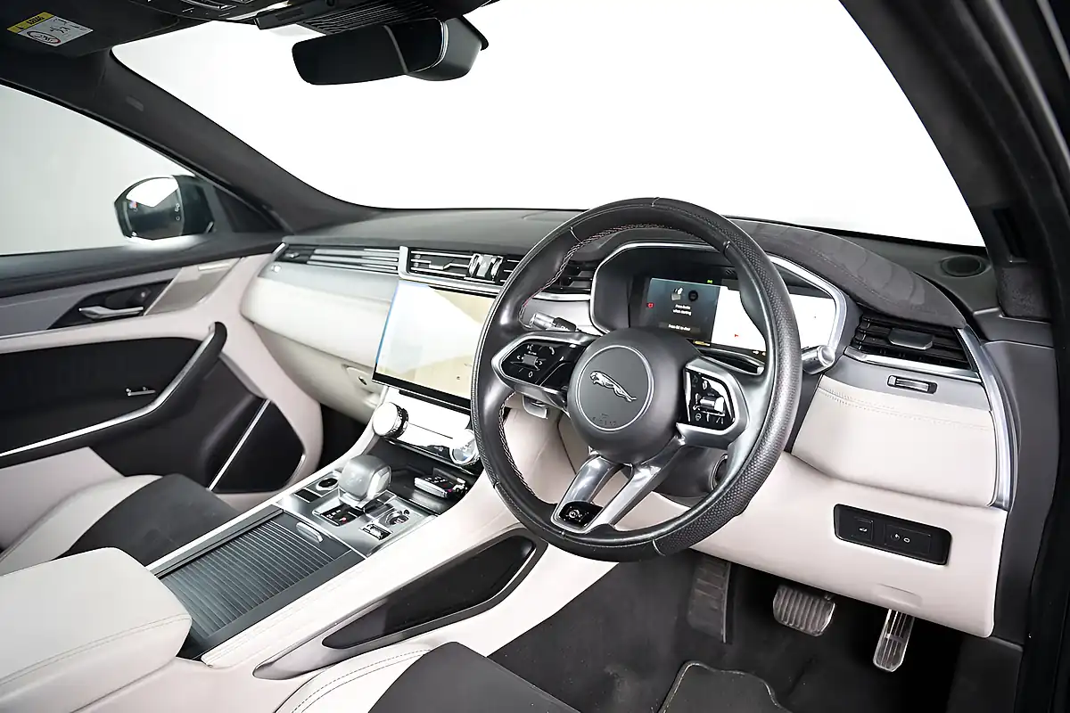 Used 2021 Jaguar F-Pace Svr Black - Interior and Exterior details 3