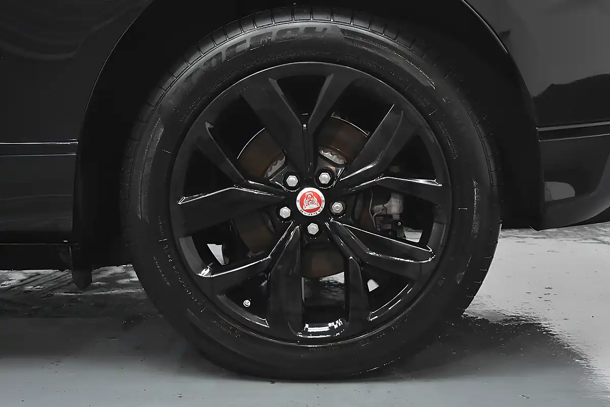 Used 2021 Jaguar I-Pace Black Black - Interior and Exterior details 10