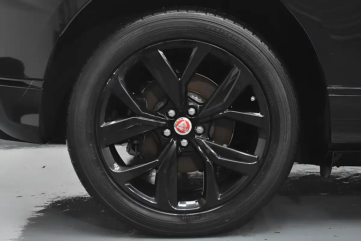 Used 2021 Jaguar I-Pace Black Black - Interior and Exterior details 14