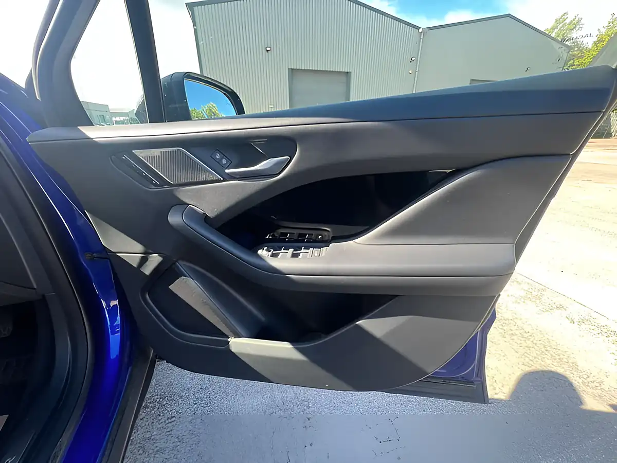 Used 2021 Jaguar I-Pace Black Blue - Interior and Exterior details 19