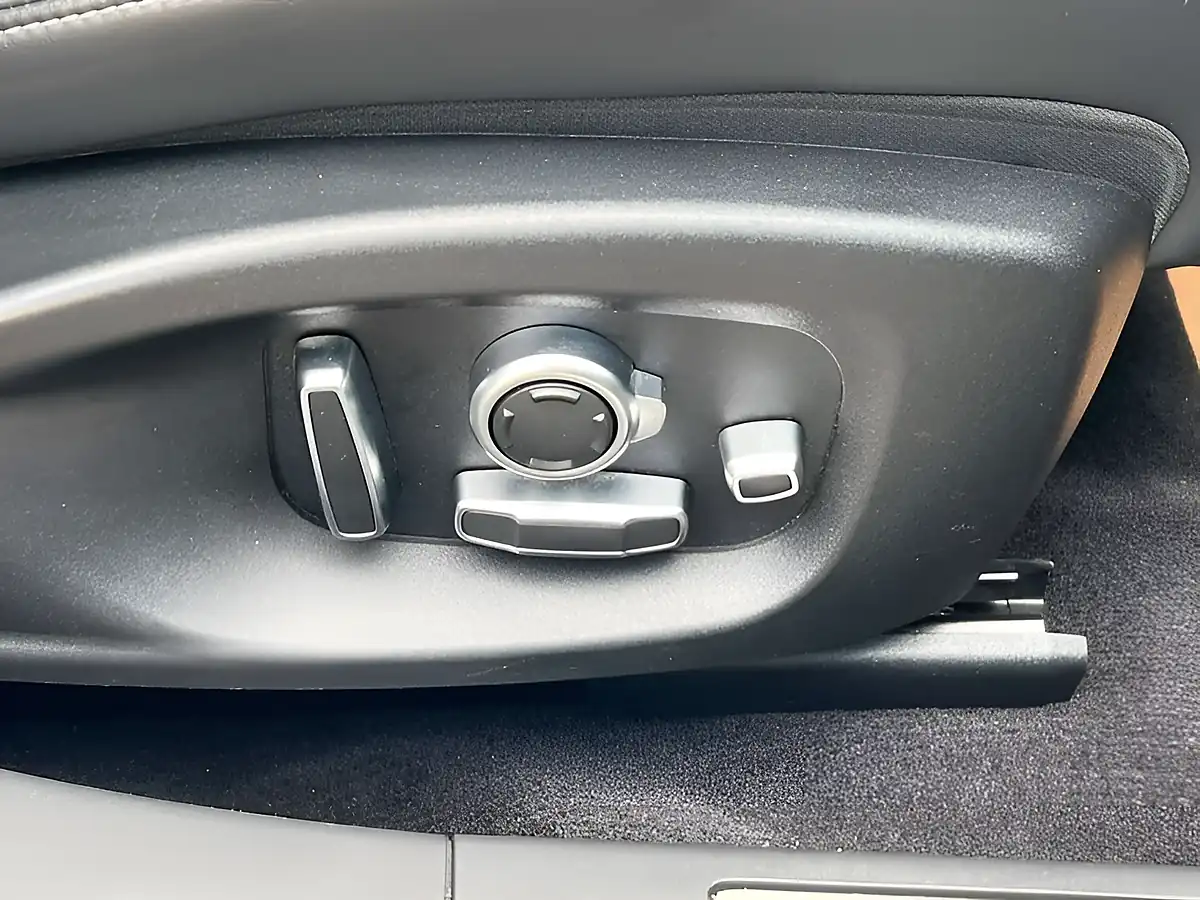 Used 2021 Jaguar I-Pace Hse Indus Silver - Interior and Exterior details 19