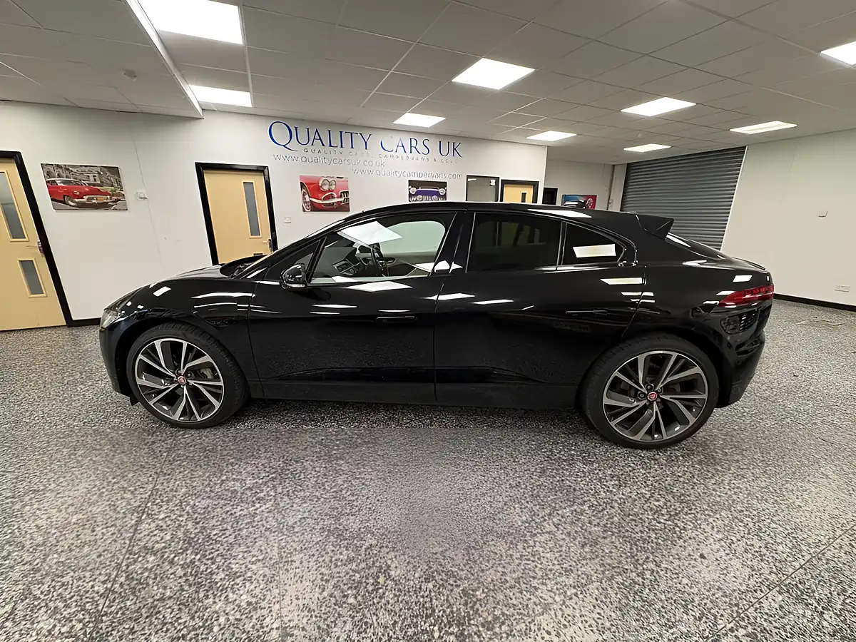 Used 2021 Jaguar I-Pace Hse Santorini Black - Interior and Exterior details 4