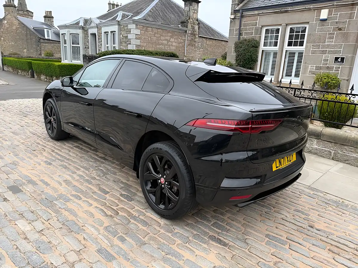 Used 2021 Jaguar I-Pace Se Santorini Black - Interior and Exterior details 9