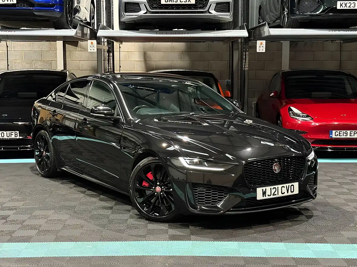 Used 2021 Jaguar Xe R-Dynamic Black Black - Front View