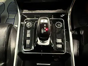 Used 2021 Jaguar Xe R-Dynamic Black Black - Interior and Exterior details 19
