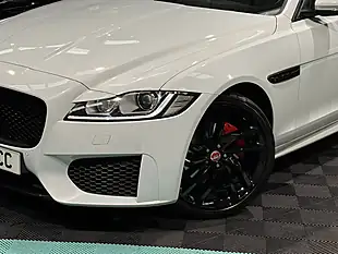Used 2021 Jaguar Xf Chequered Flag White - Interior and Exterior details 12