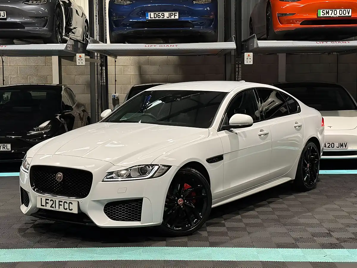 Used 2021 Jaguar Xf Chequered Flag White - Interior and Exterior details 5