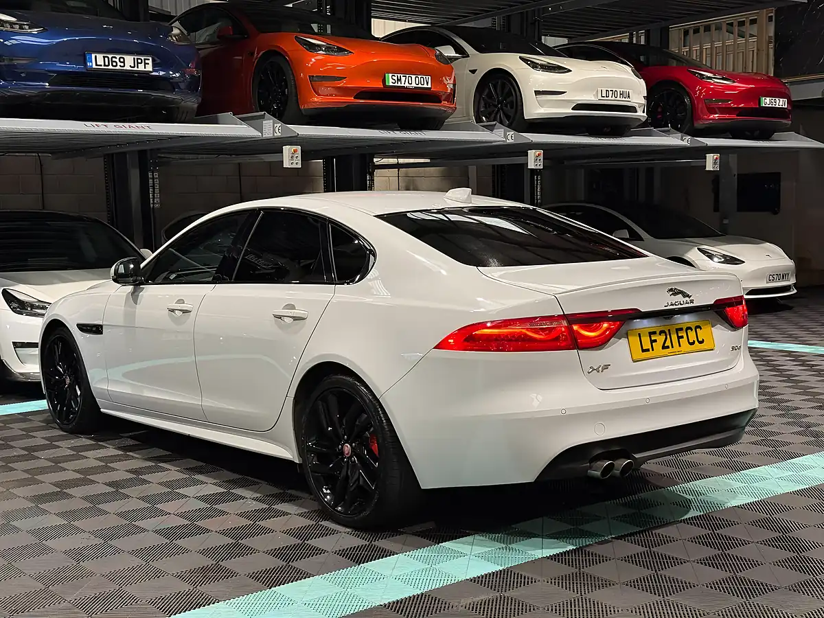 Used 2021 Jaguar Xf Chequered Flag White - Interior and Exterior details 7