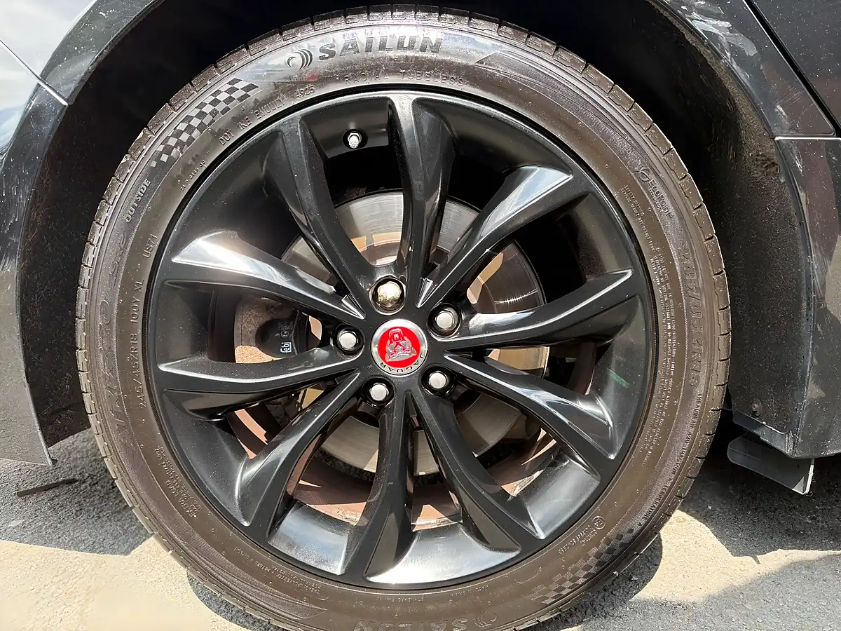 Used 2021 Jaguar Xf R-Dynamic S Black - Interior and Exterior details 20
