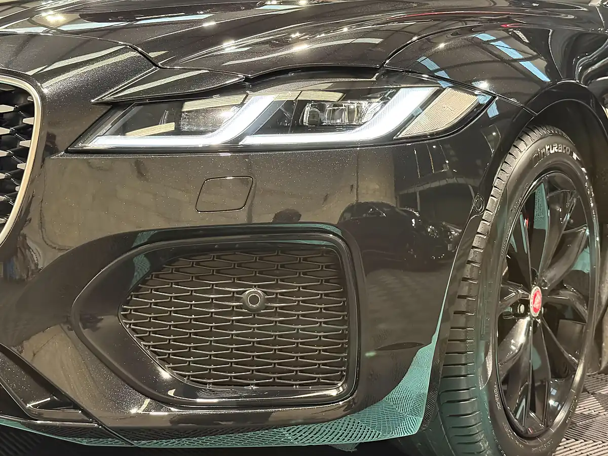Used 2021 Jaguar Xf R-Dynamic S Black - Interior and Exterior details 10