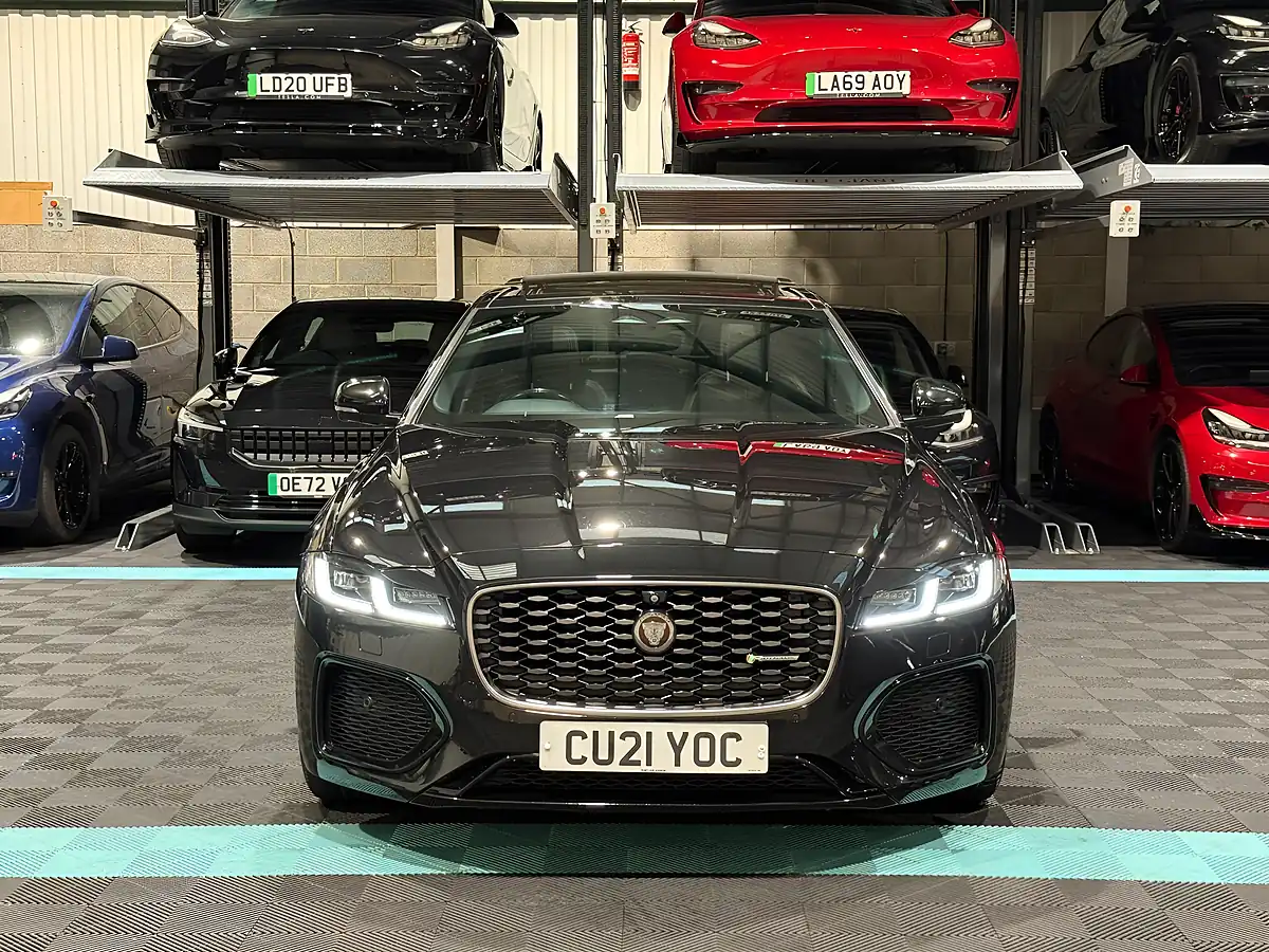 Used 2021 Jaguar Xf R-Dynamic S Black - Interior and Exterior details 4