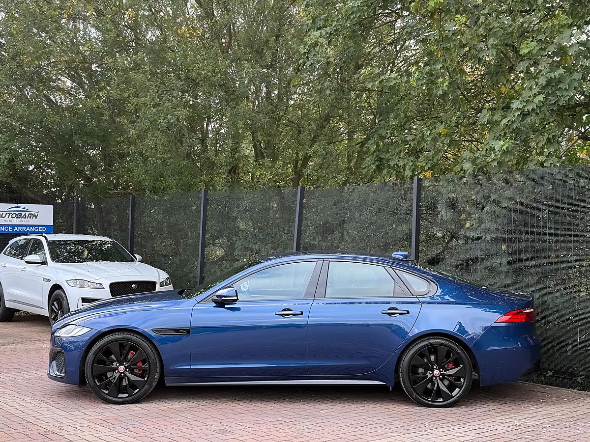 Used 2021 Jaguar Xf R-Dynamic S Blue - Interior and Exterior details 6