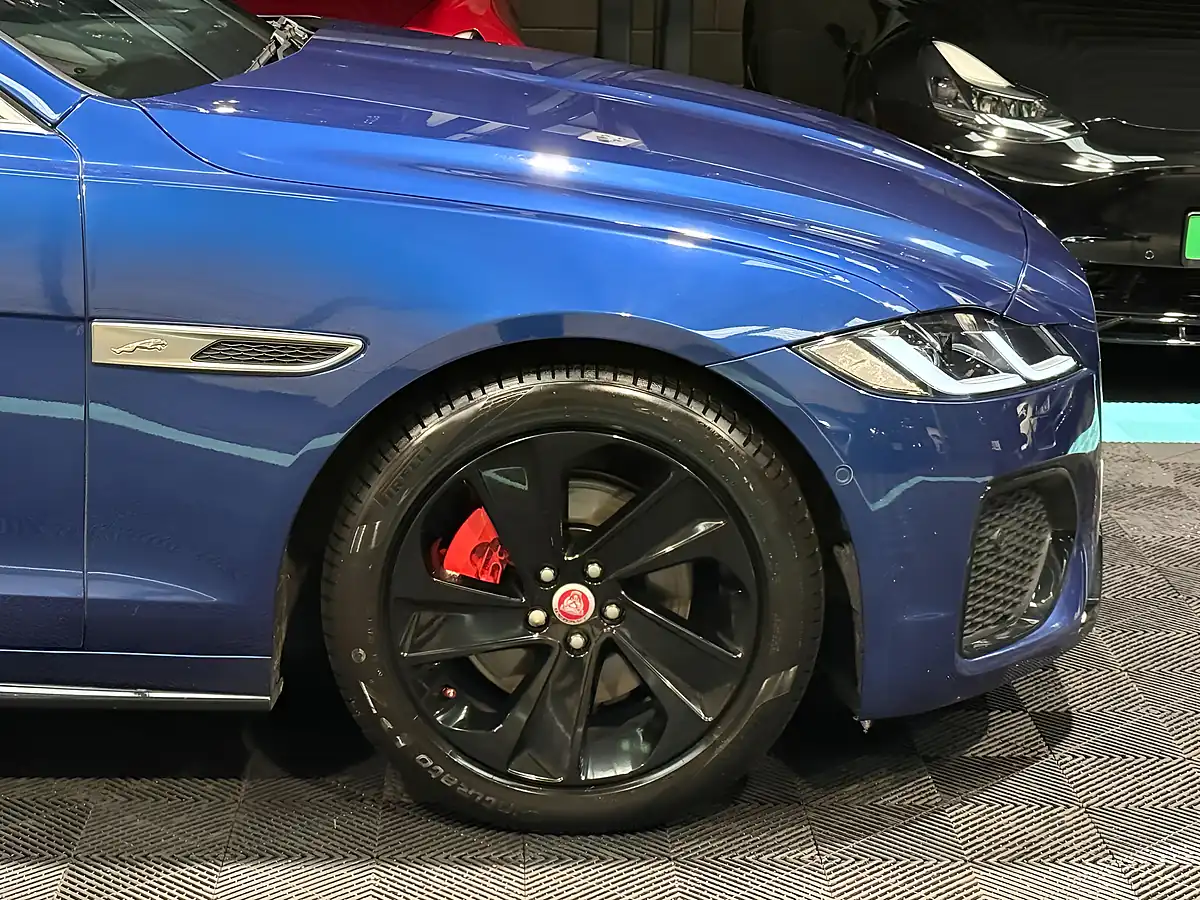 Used 2021 Jaguar Xf R-Dynamic S Blue - Interior and Exterior details 10