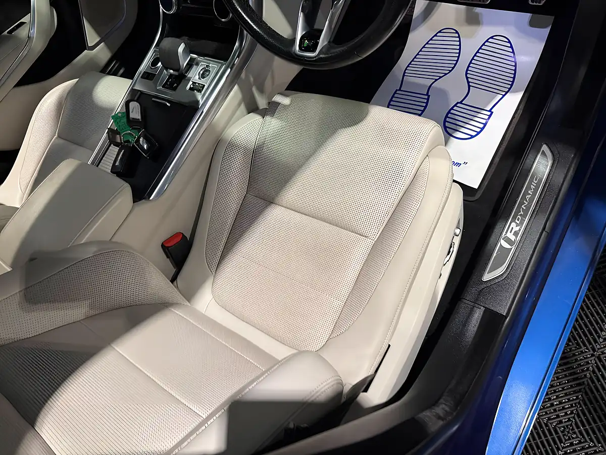 Used 2021 Jaguar Xf R-Dynamic S Blue - Interior and Exterior details 13