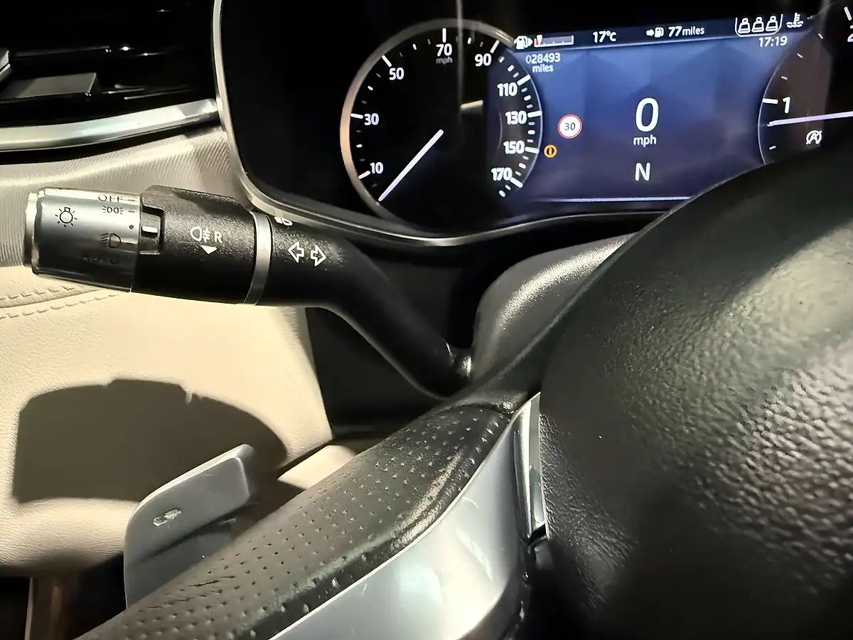 Used 2021 Jaguar Xf R-Dynamic S Blue - Interior and Exterior details 17