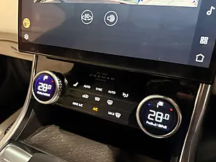 Used 2021 Jaguar Xf R-Dynamic S Blue - Interior and Exterior details 19
